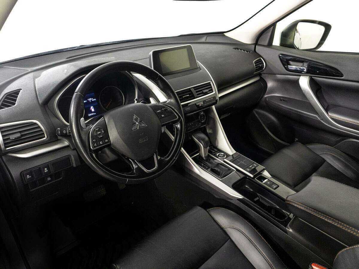 Купить Mitsubishi Eclipse Cross, 2018, 120 745 км.. Фото: #10