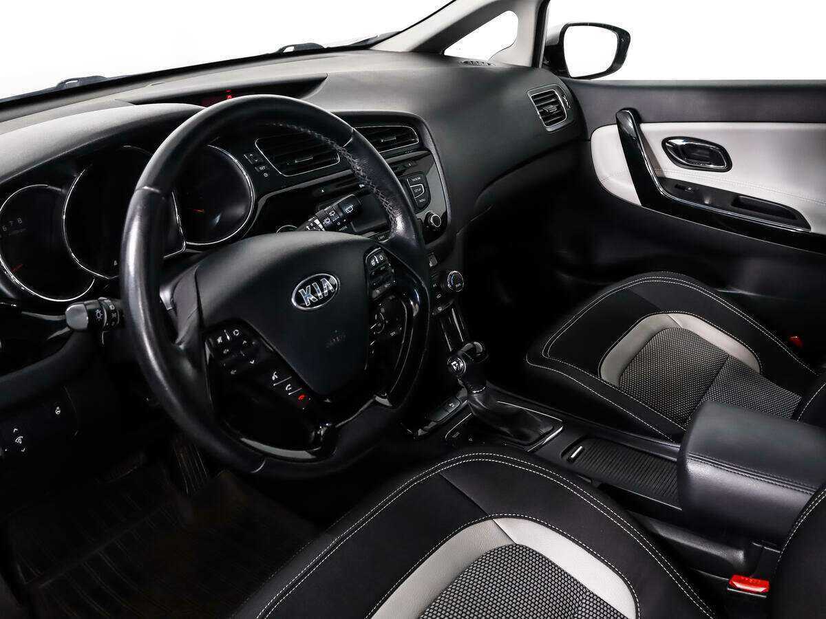 Купить Kia Ceed, 2013, 117 861 км.. Фото: #8