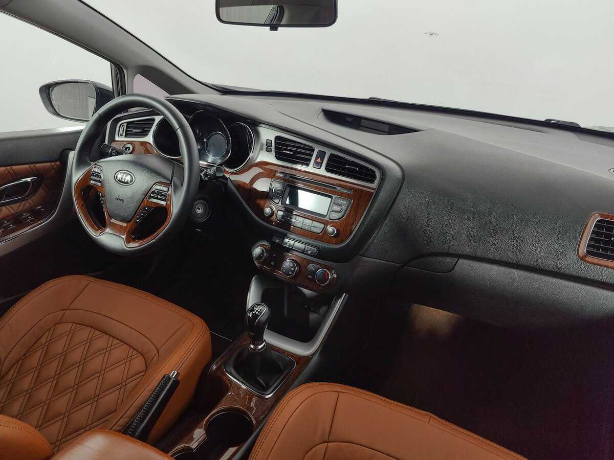 Купить Kia Ceed, 2014, 120 841 км.. Фото: #9