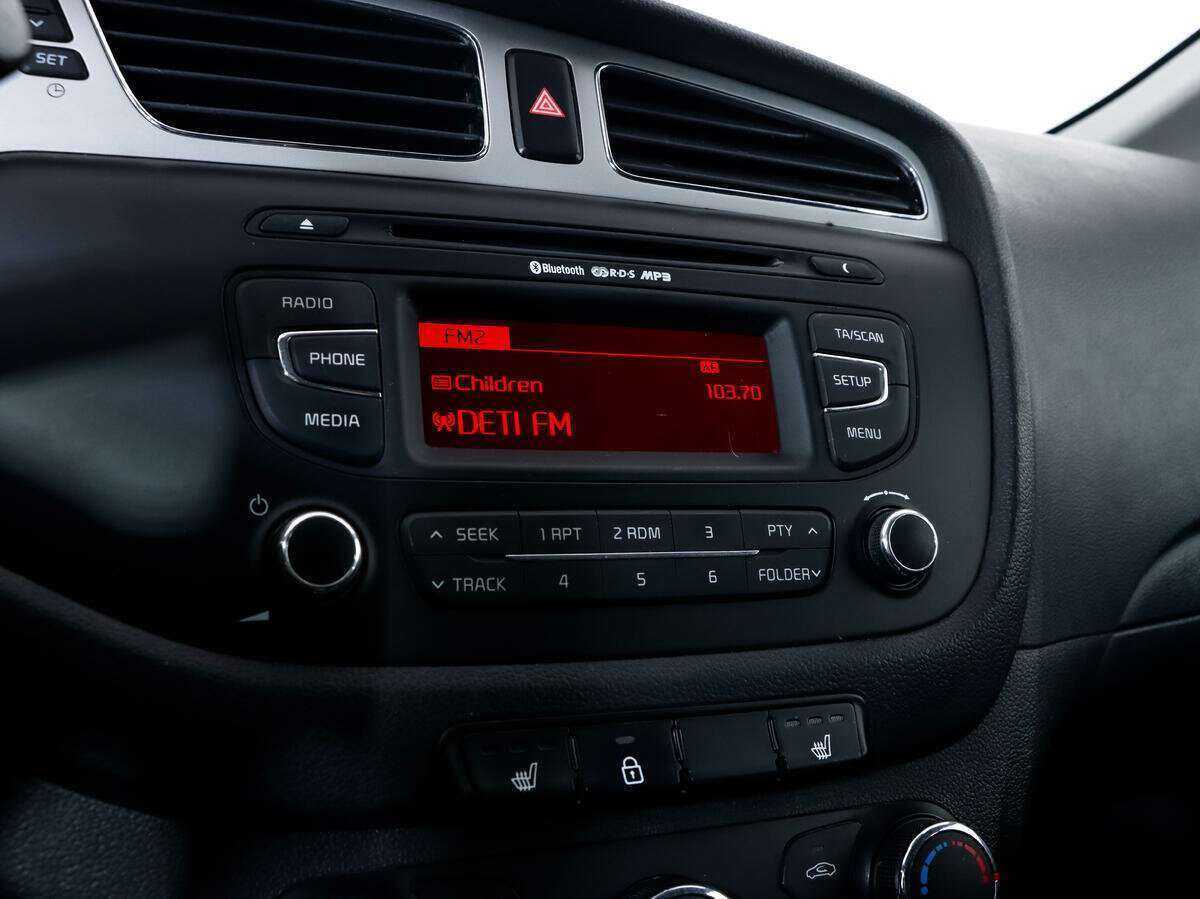 Купить Kia Ceed, 2015, 229 948 км.. Фото: #12