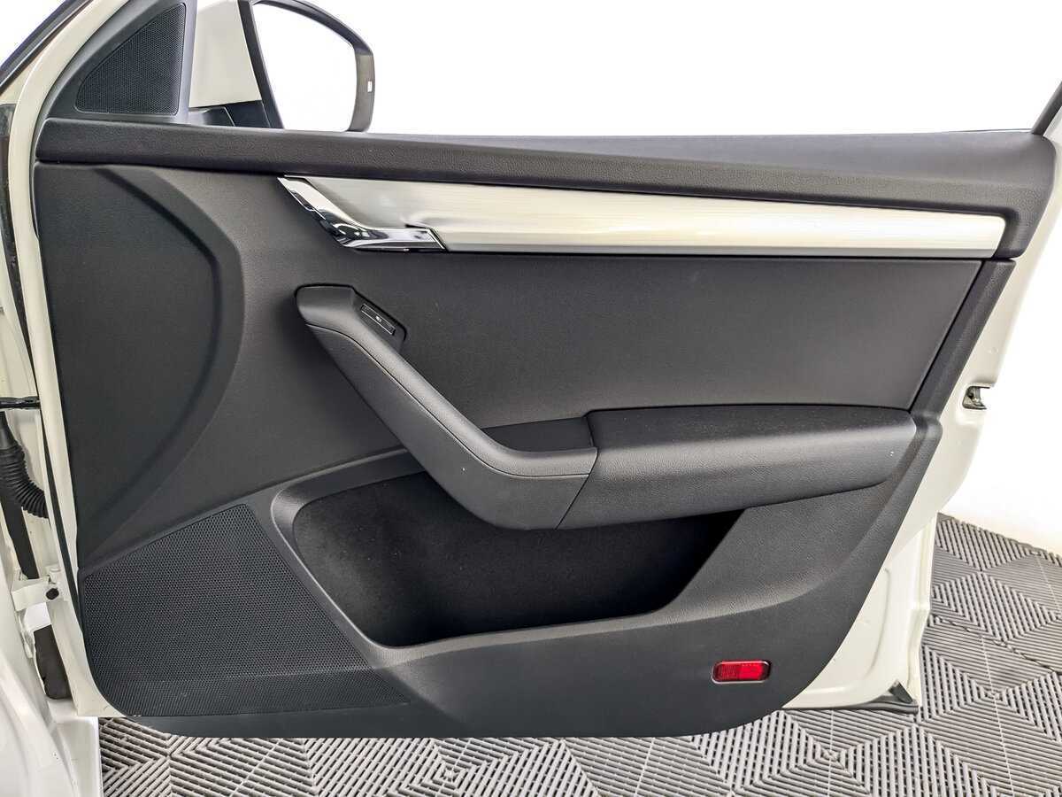 Купить Skoda Octavia, 2019, 114 137 км.. Фото: #19