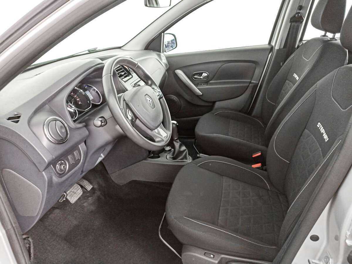 Купить Renault Sandero, 2017, 82 437 км.. Фото: #12