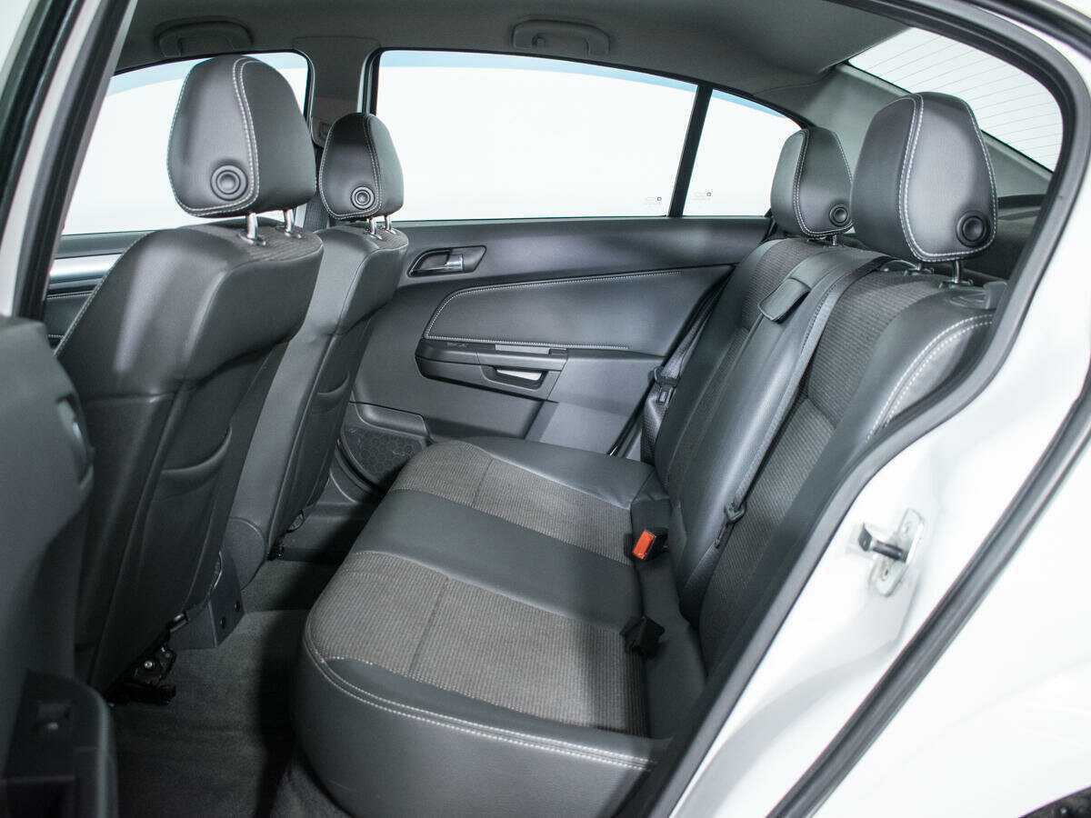 Купить Opel Astra, 2014, 117 992 км.. Фото: #9