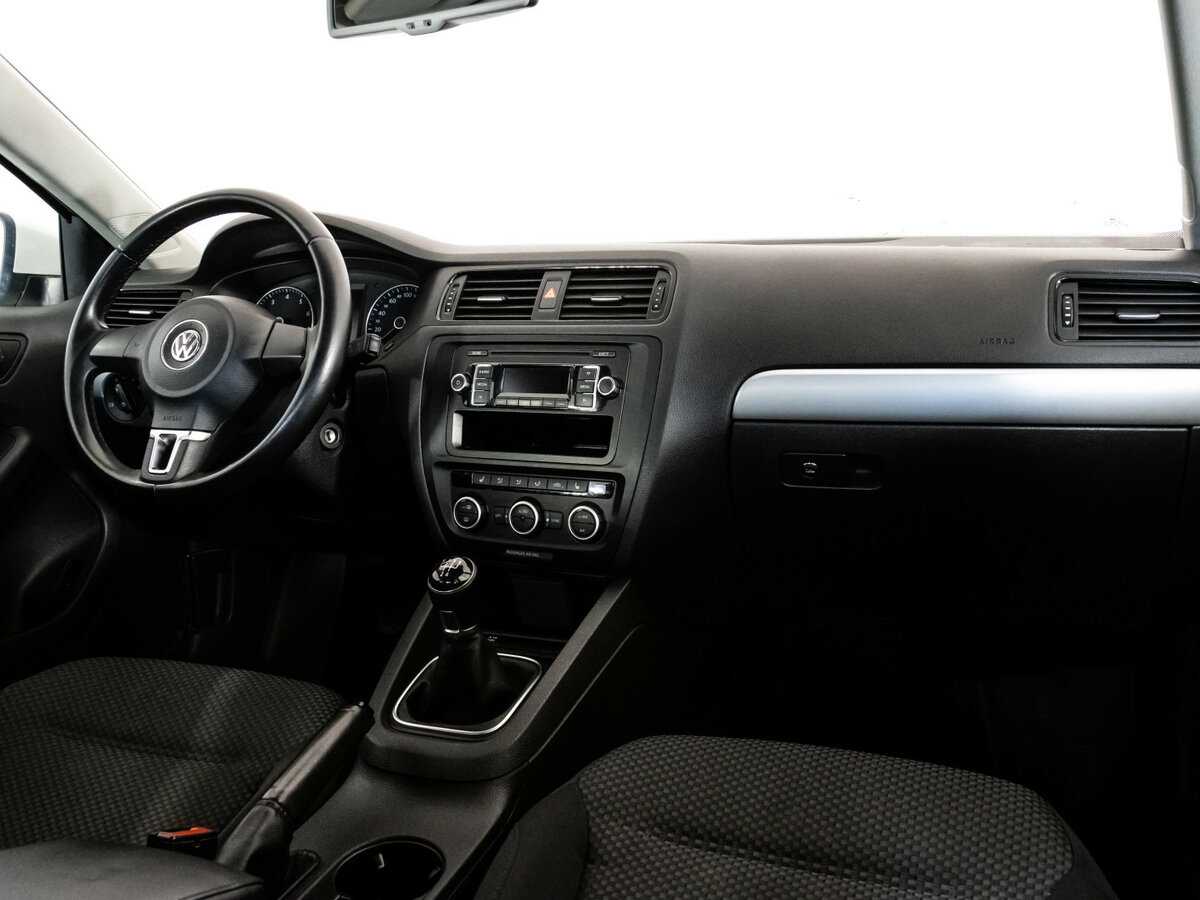 Купить Volkswagen Jetta, 2013, 108 694 км.. Фото: #6
