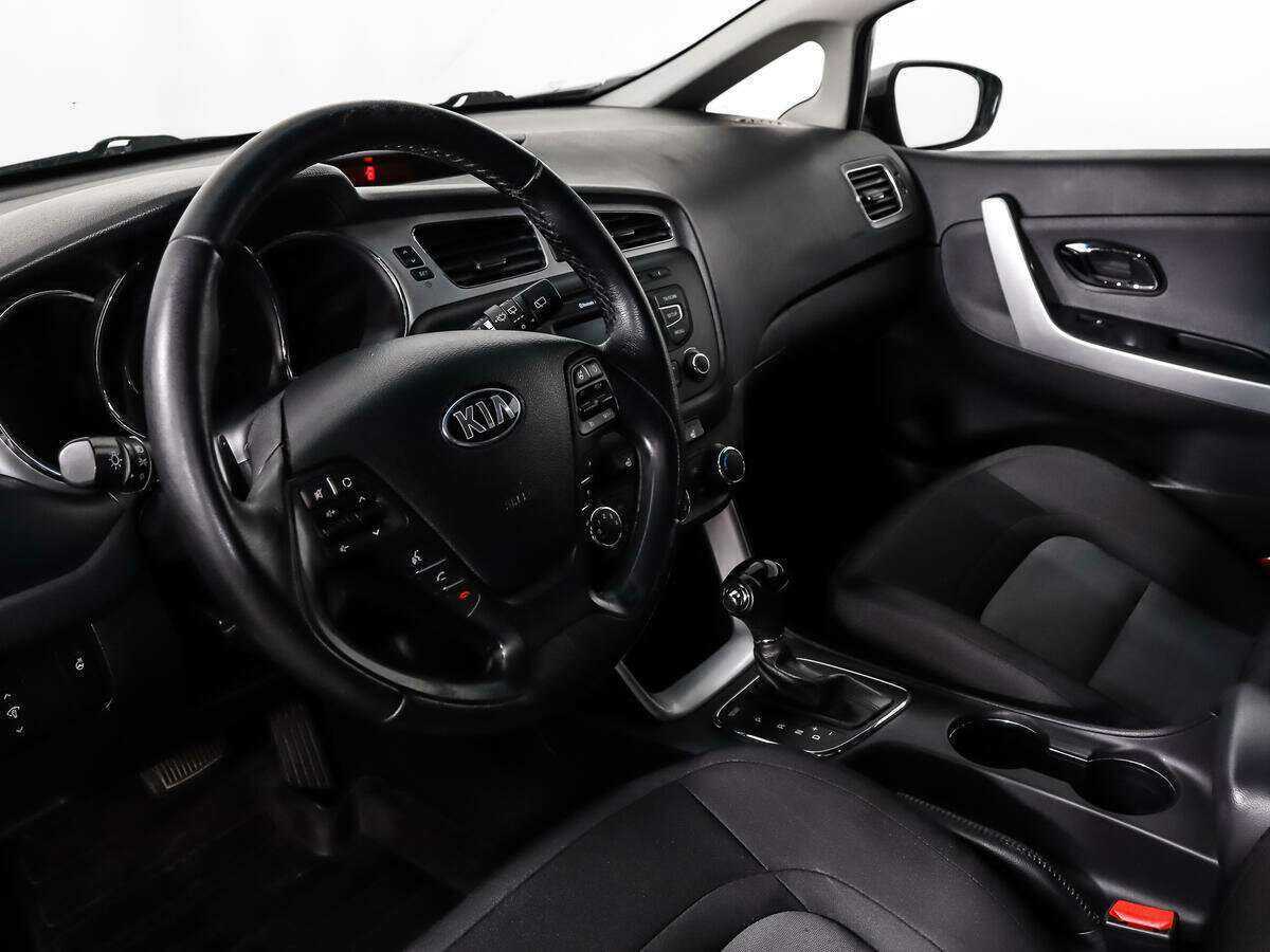 Купить Kia Ceed, 2015, 192 106 км.. Фото: #8