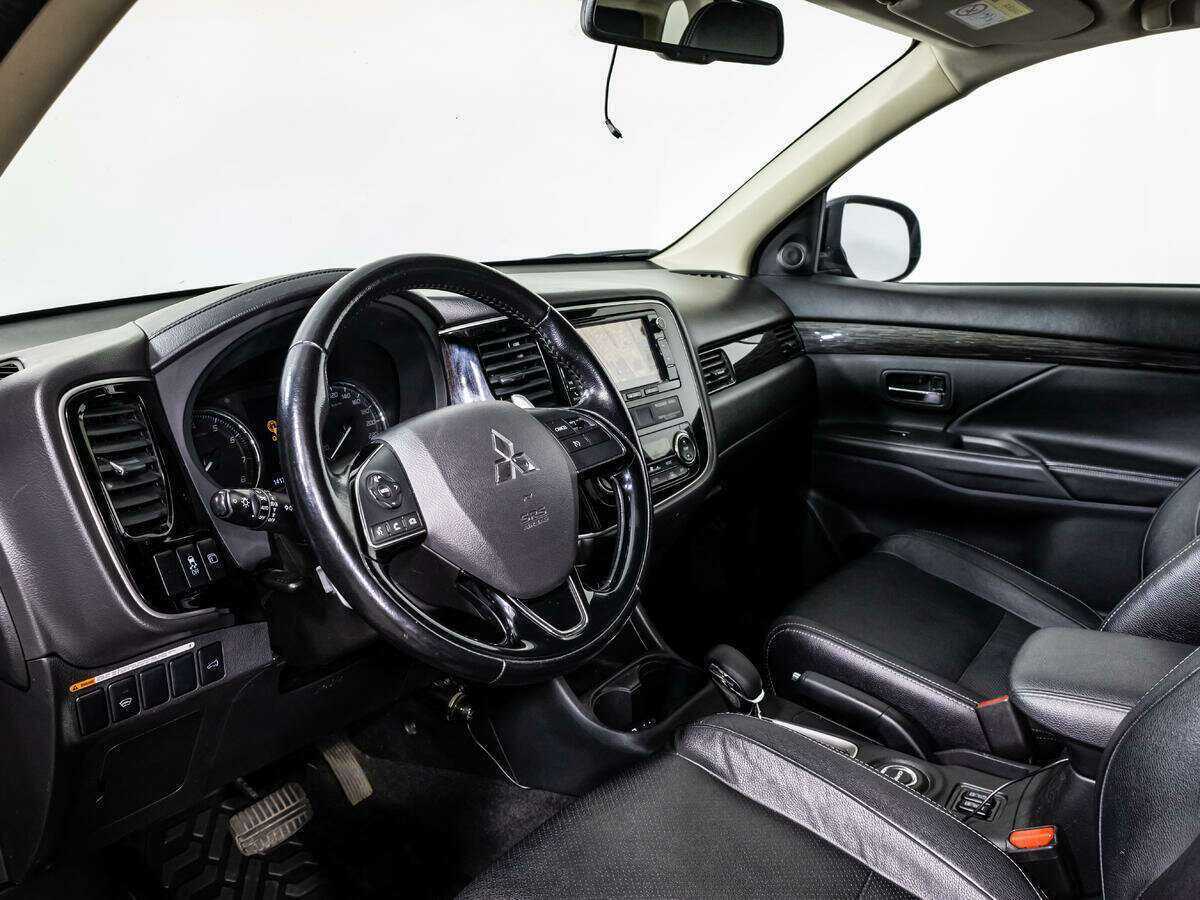 Купить Mitsubishi Outlander, 2016, 141 780 км.. Фото: #10