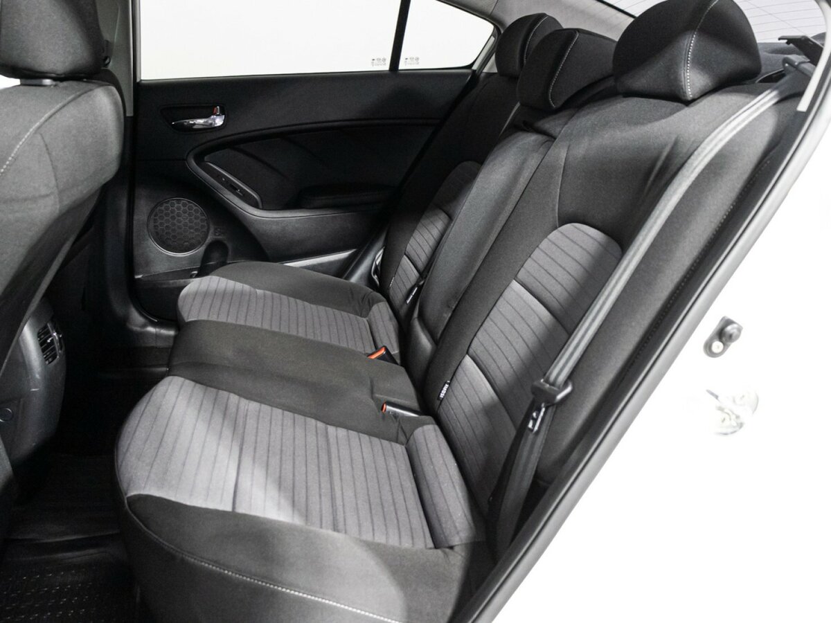 Купить Kia Cerato, 2015, 248 005 км.. Фото: #9