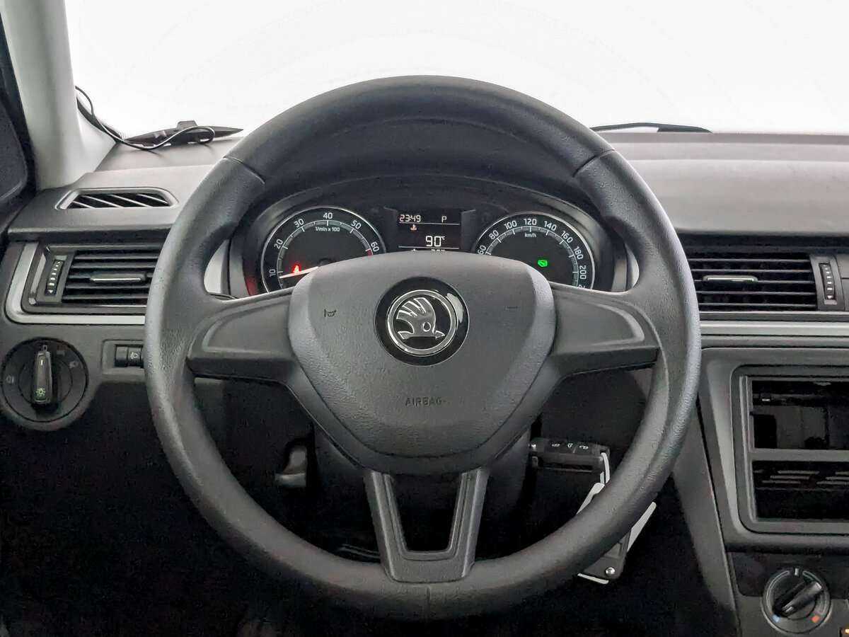 Купить Skoda Rapid, 2019, 92 650 км.. Фото: #16