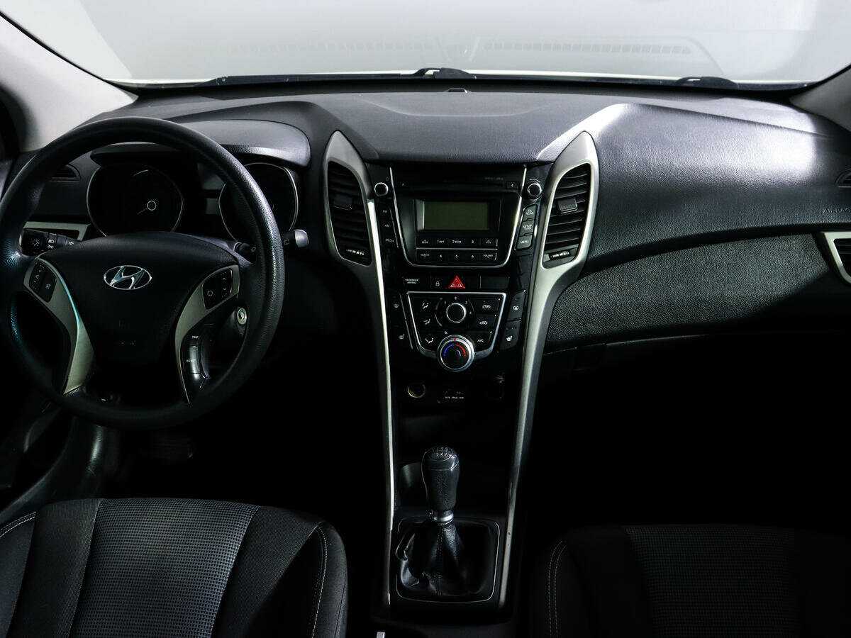 Купить Hyundai i30, 2013, 218 378 км.. Фото: #11