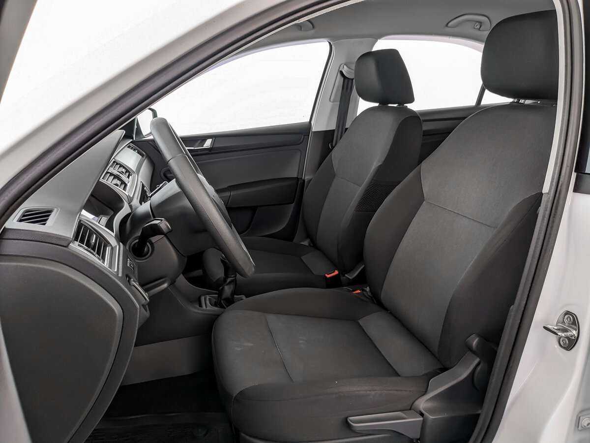 Купить Skoda Rapid, 2017, 117 370 км.. Фото: #15