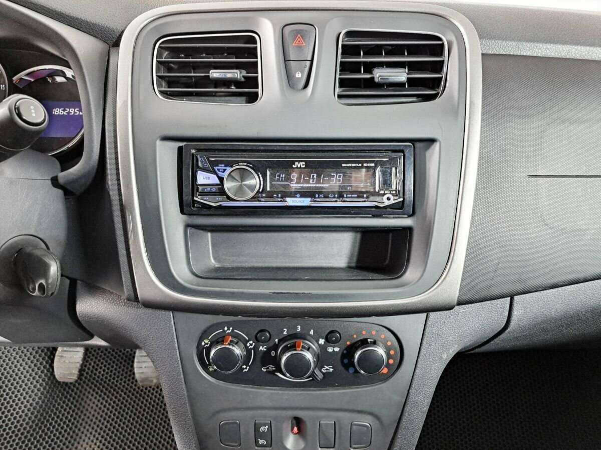 Купить Renault Sandero, 2015, 186 294 км.. Фото: #12