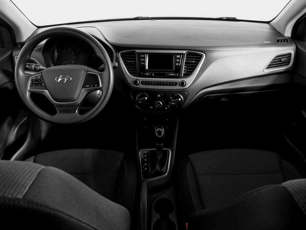 Купить Hyundai Solaris, 2018, 65 506 км.. Фото: #9