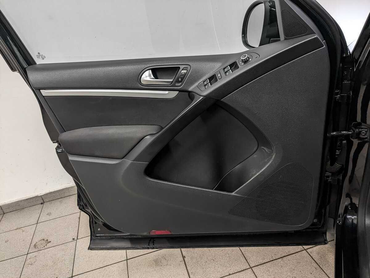 Купить Volkswagen Tiguan, 2015, 136 730 км.. Фото: #18