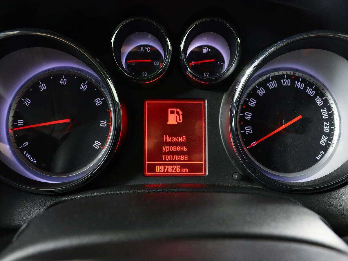 Купить Opel Astra, 2013, 98 000 км.. Фото: #10