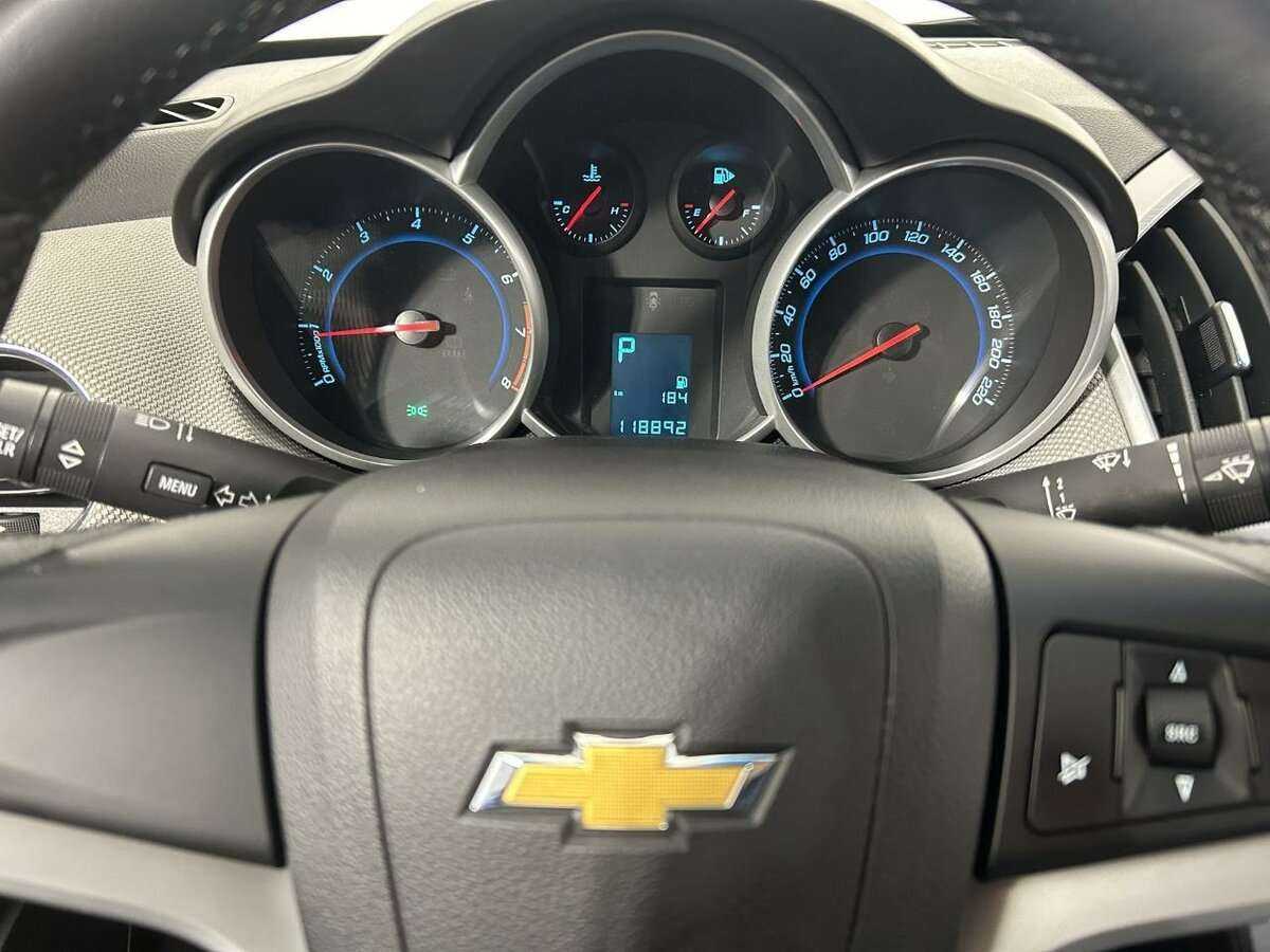 Купить Chevrolet Cruze, 2013, 118 892 км.. Фото: #10