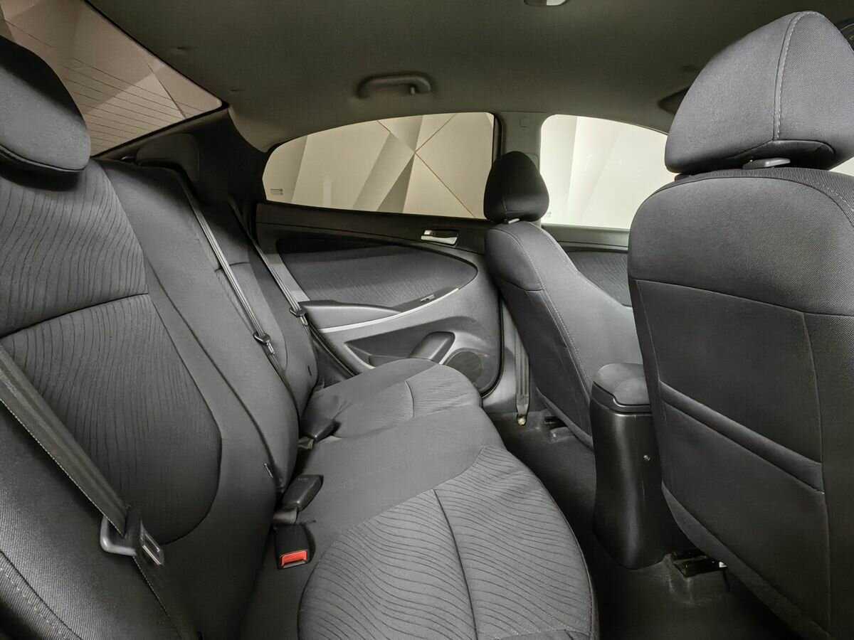 Купить Hyundai Solaris, 2014, 99 339 км.. Фото: #11