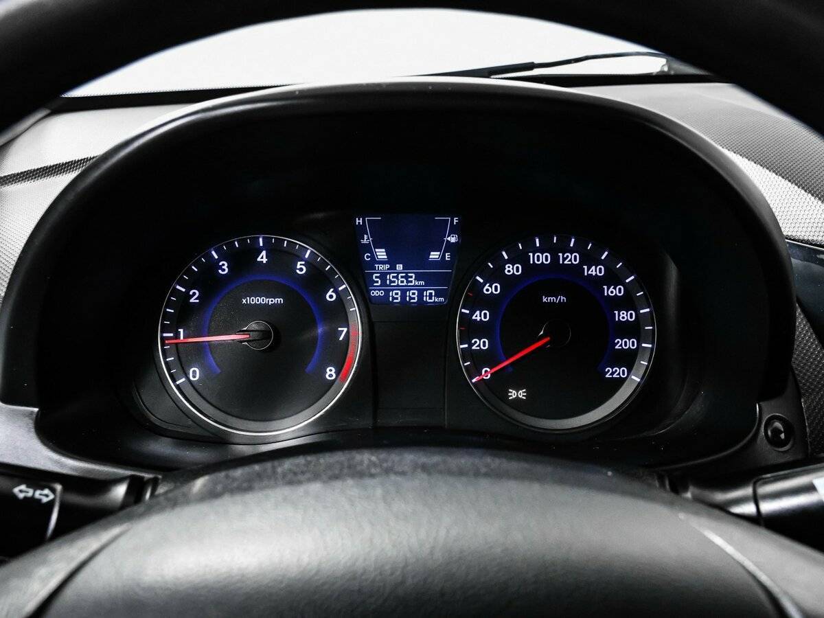 Купить Hyundai Solaris, 2012, 191 908 км.. Фото: #9