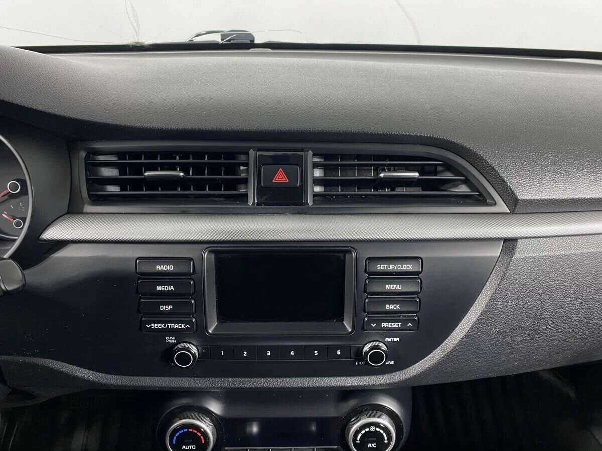 Купить Kia Rio, 2018, 136 001 км.. Фото: #10