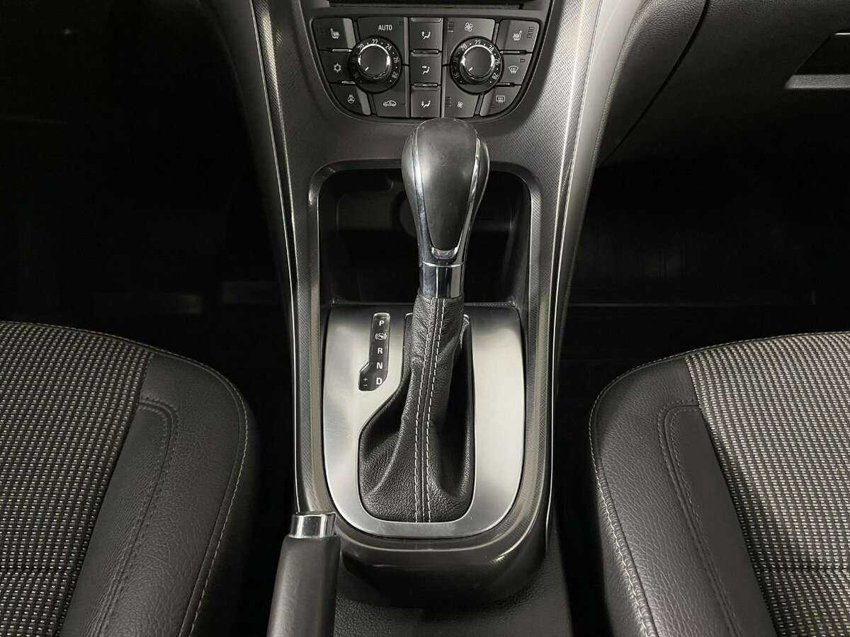 Купить Opel Astra, 2012, 203 027 км.. Фото: #12