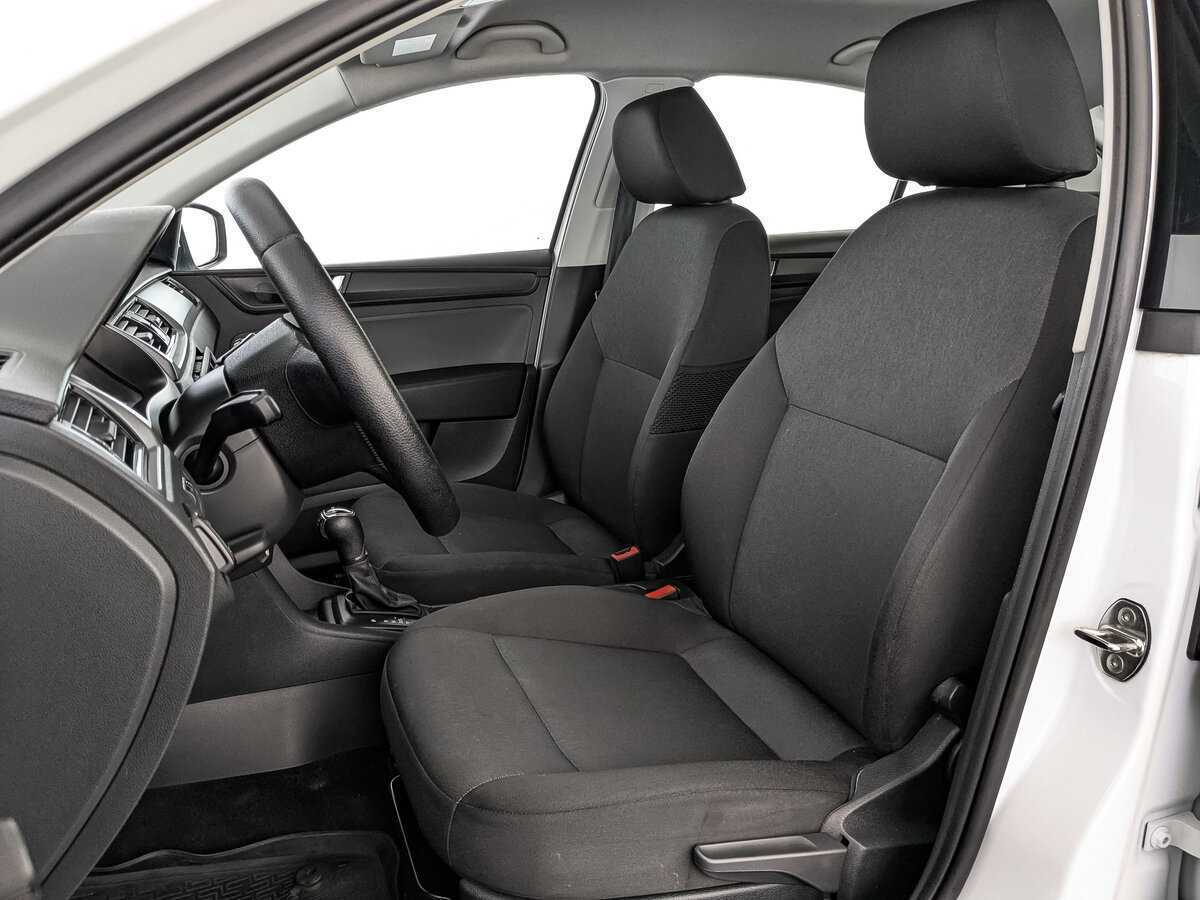 Купить Skoda Rapid, 2019, 81 405 км.. Фото: #17