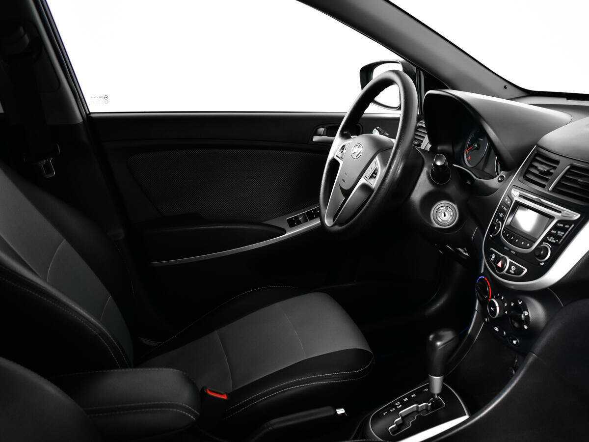 Купить Hyundai Solaris, 2013, 197 267 км.. Фото: #6