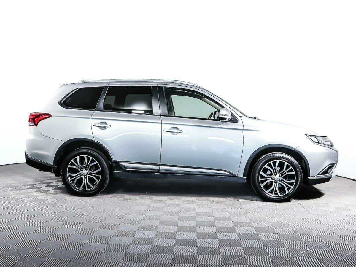 Купить Mitsubishi Outlander, 2016, 60 538 км.. Фото: #2