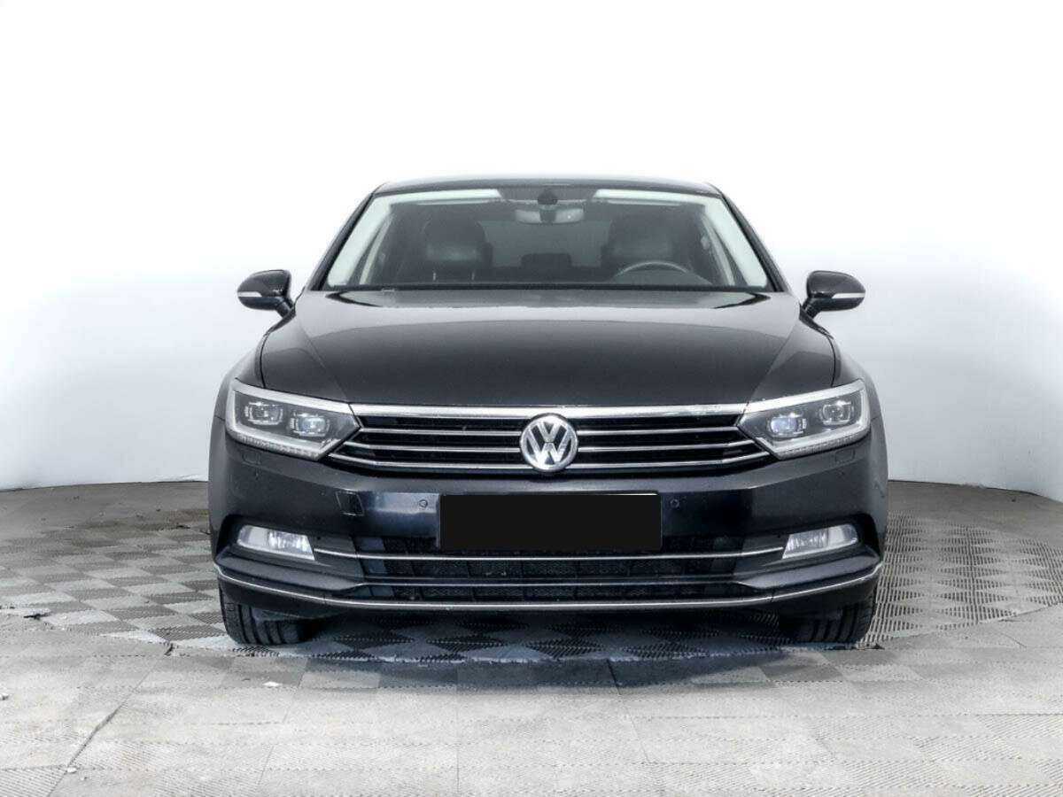 Купить Volkswagen Passat, 2017, 181 000 км.. Фото: #1