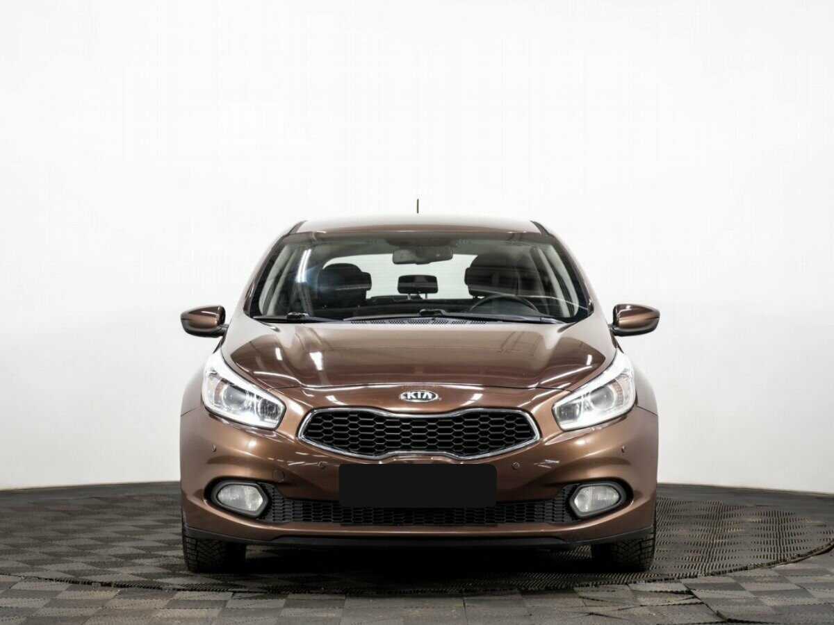 Купить Kia Ceed, 2014, 97 899 км.. Фото: #1