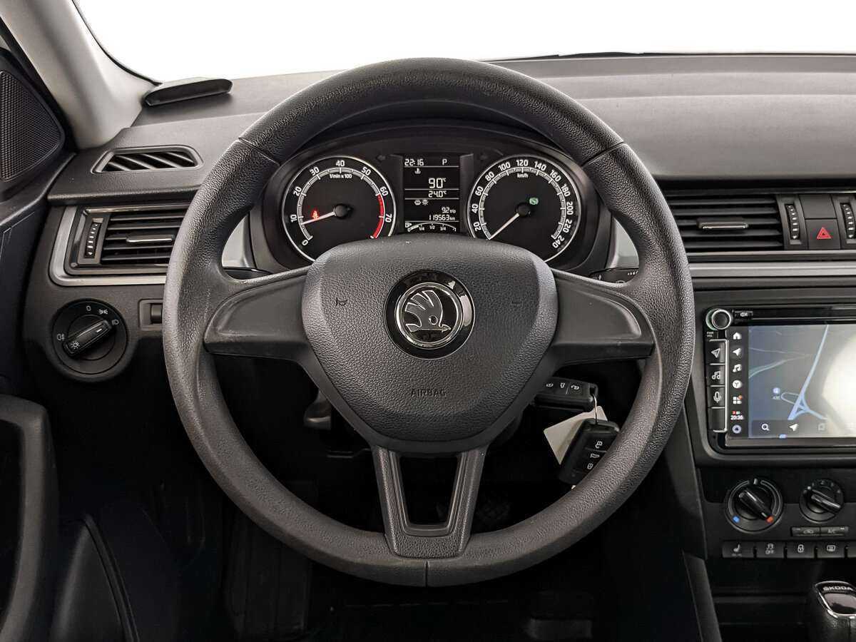 Купить Skoda Rapid, 2018, 119 557 км.. Фото: #17