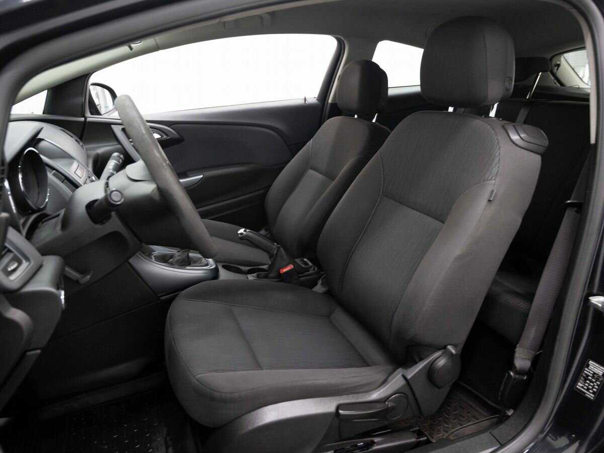 Купить Opel Astra, 2013, 173 534 км.. Фото: #8