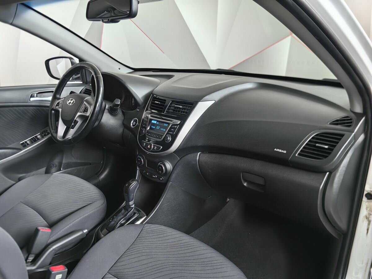 Купить Hyundai Solaris, 2014, 99 339 км.. Фото: #8