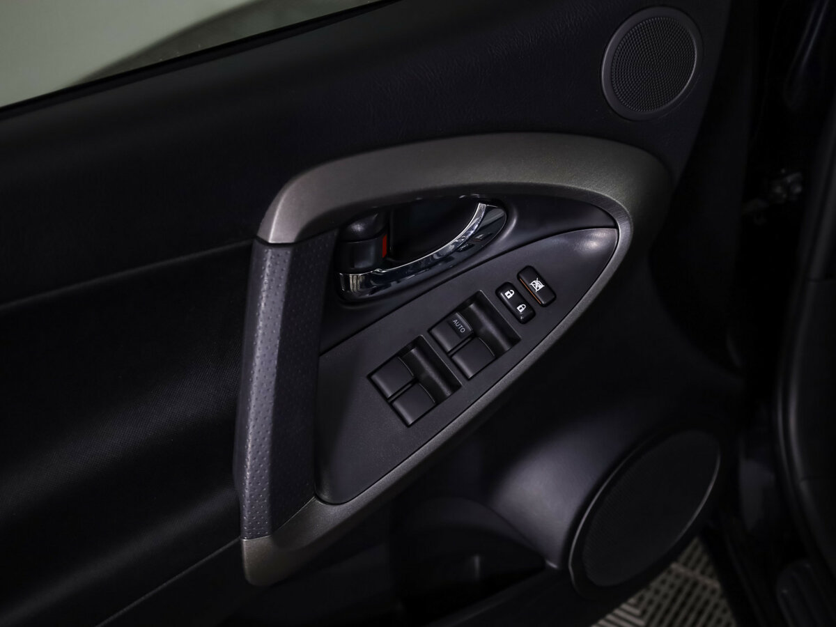 Купить Toyota RAV4, 2012, 96 736 км.. Фото: #10