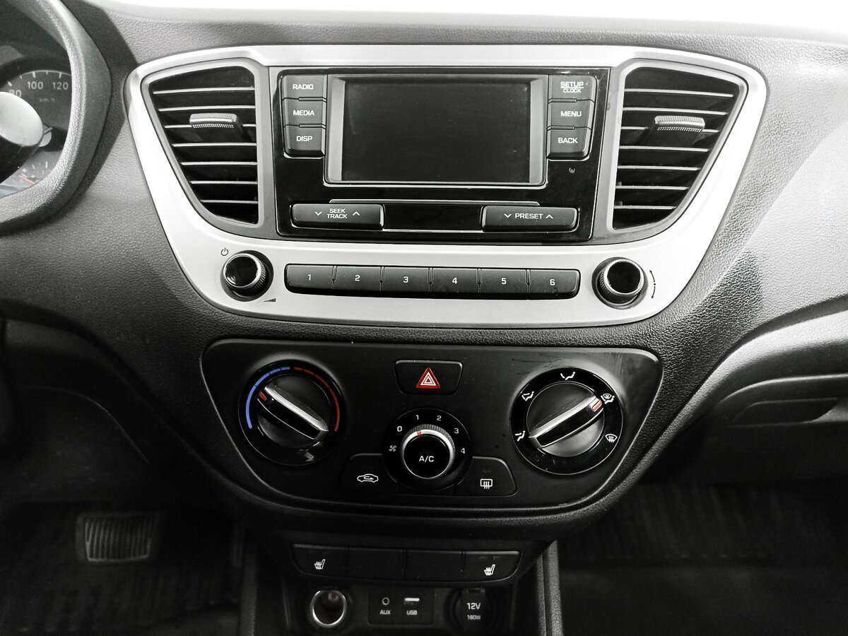 Купить Hyundai Solaris, 2017, 67 103 км.. Фото: #12