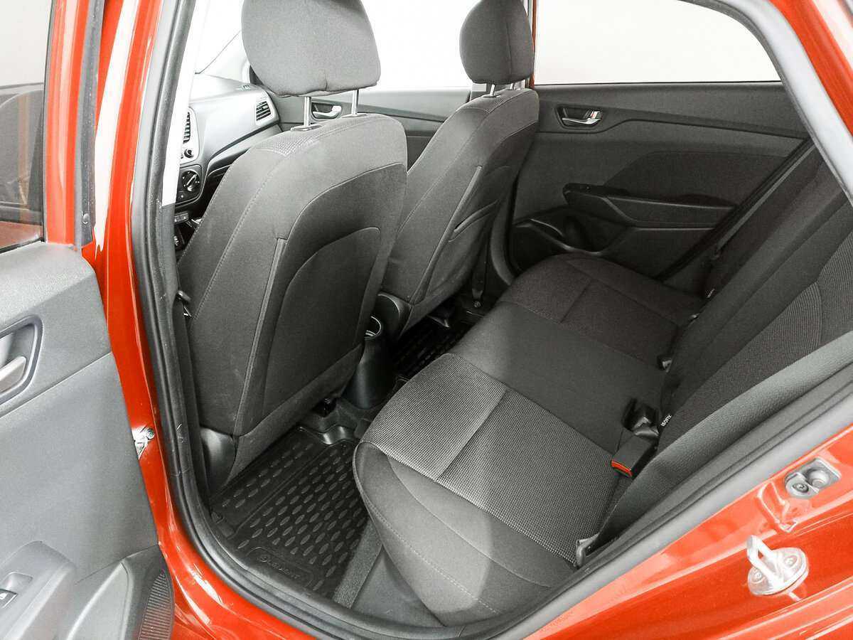 Купить Hyundai Solaris, 2019, 74 289 км.. Фото: #11