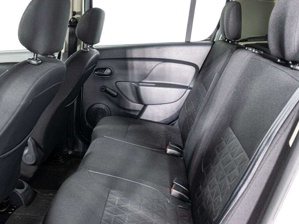 Купить Renault Sandero, 2015, 81 937 км.. Фото: #9