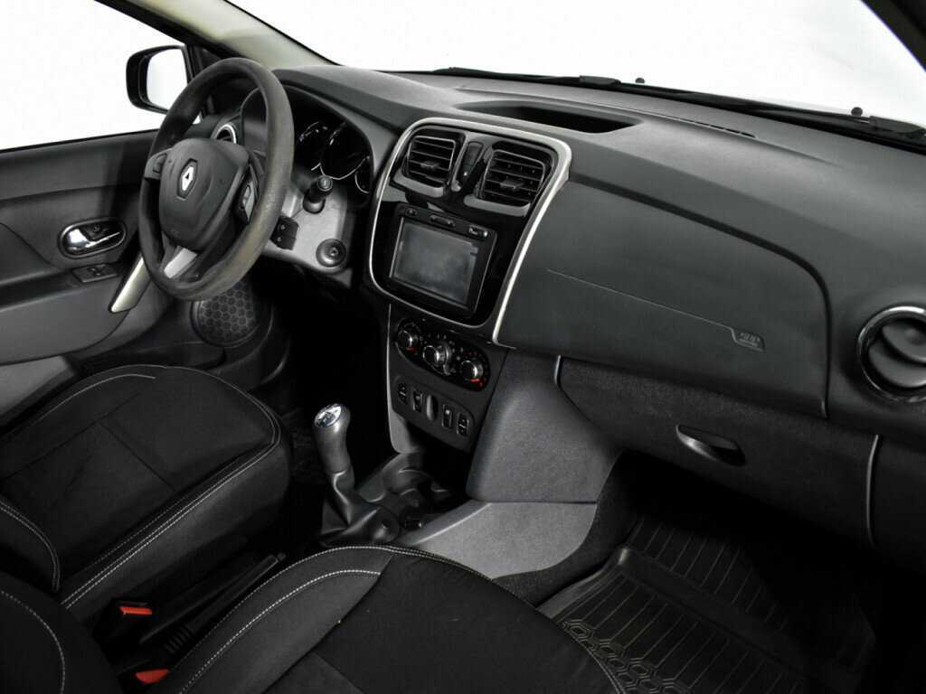 Купить Renault Logan, 2017, 118 446 км.. Фото: #9