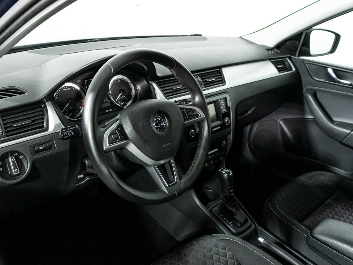 Купить Skoda Rapid, 2016, 81 001 км.. Фото: #10