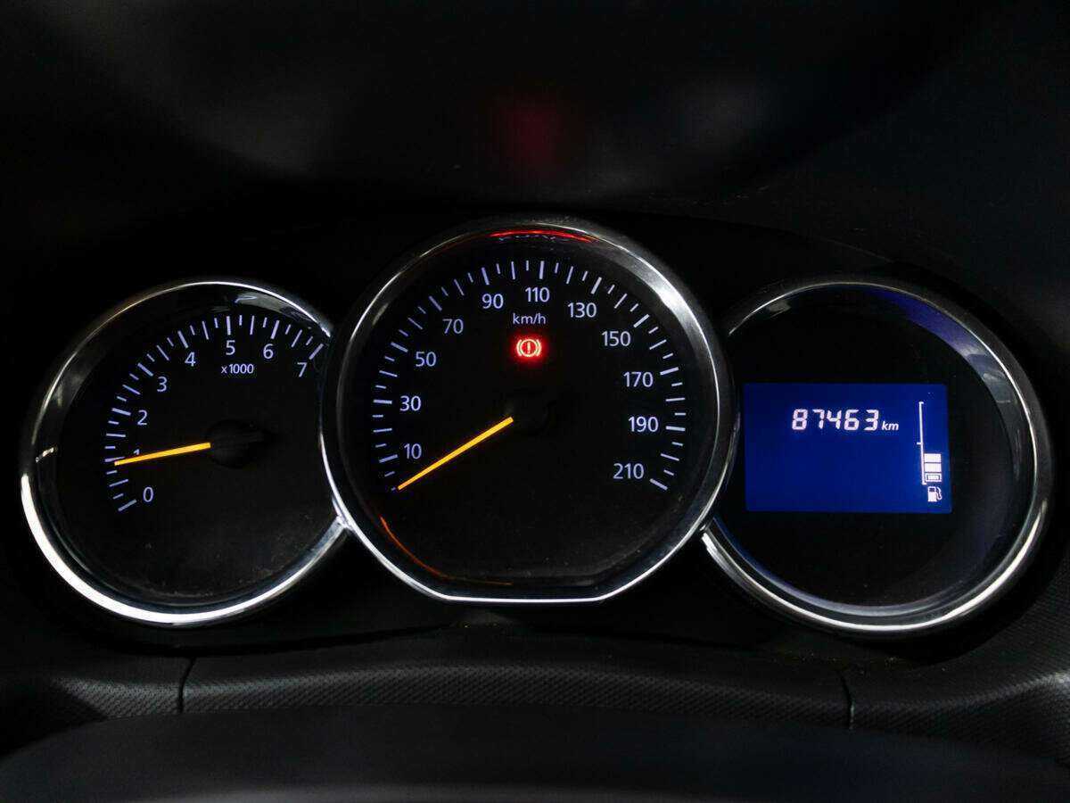 Купить Renault Duster, 2015, 87 399 км.. Фото: #11