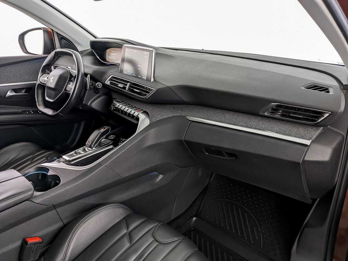 Купить Peugeot 3008, 2017, 91 000 км.. Фото: #8