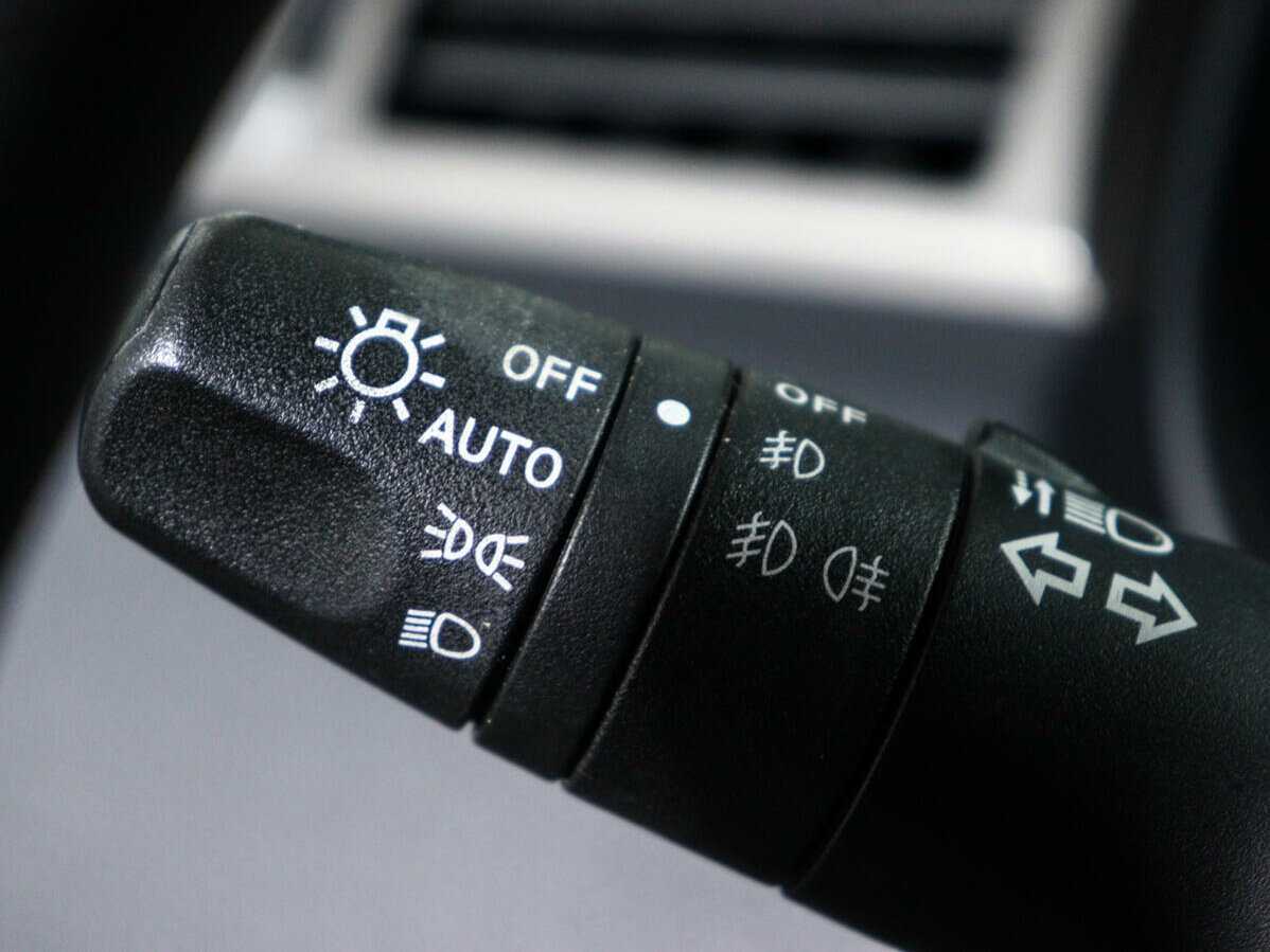 Купить Nissan Tiida, 2013, 136 945 км.. Фото: #12