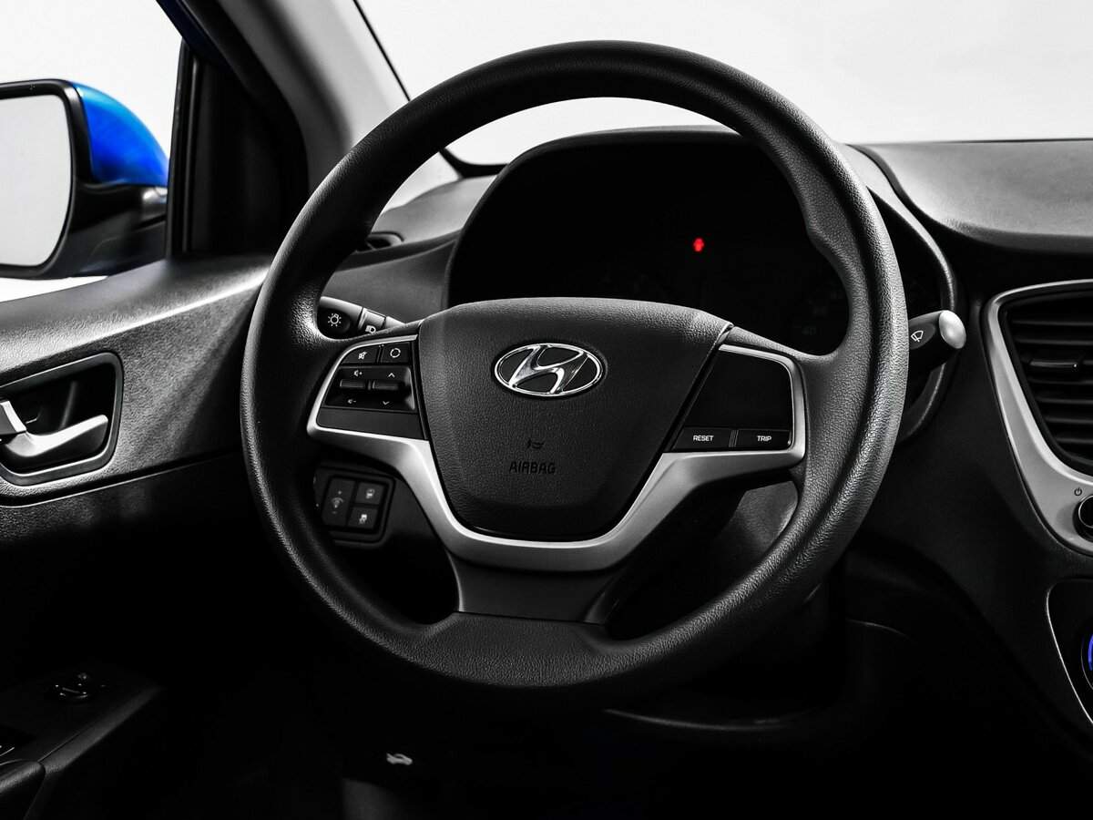 Купить Hyundai Solaris, 2018, 65 119 км.. Фото: #11