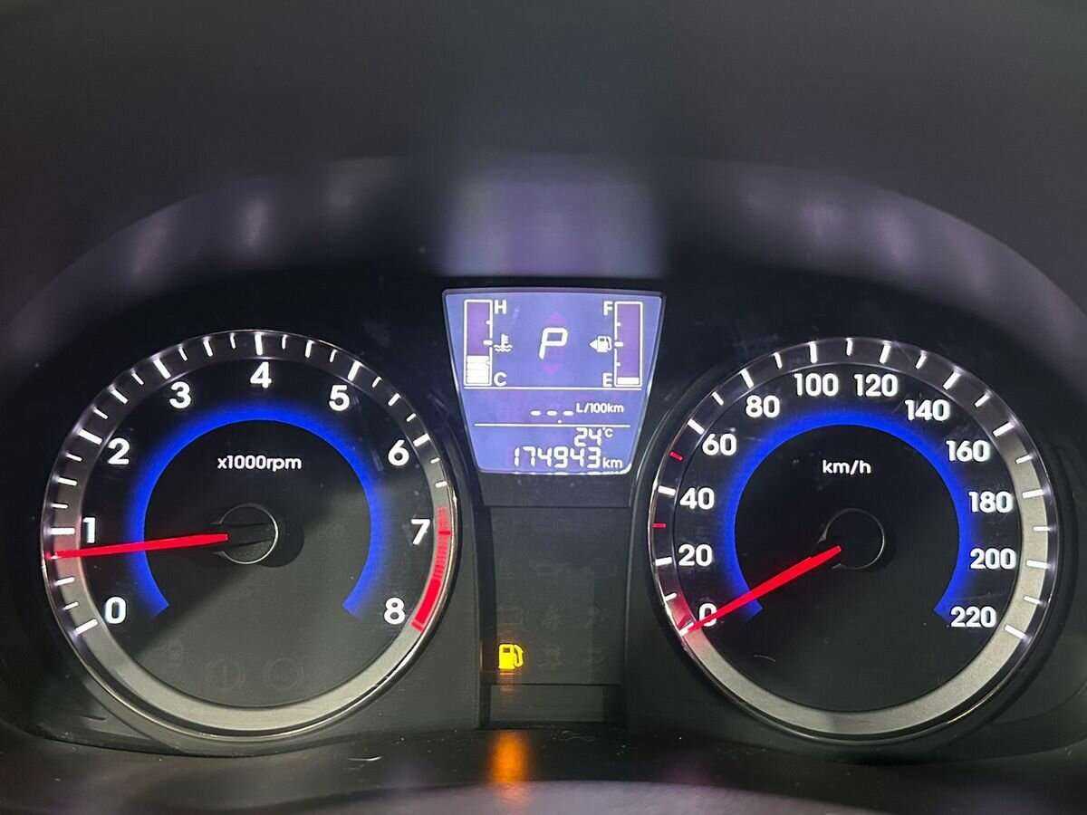 Купить Hyundai Solaris, 2015, 174 921 км.. Фото: #11