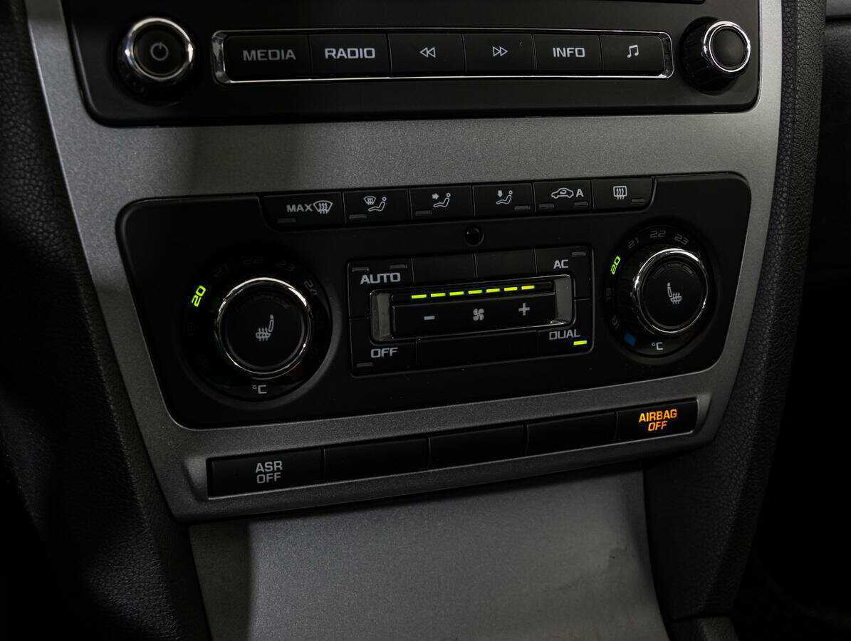 Купить Skoda Octavia, 2013, 173 477 км.. Фото: #10