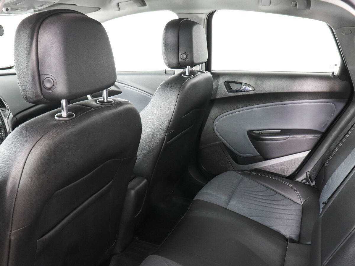 Купить Opel Astra, 2013, 124 725 км.. Фото: #11