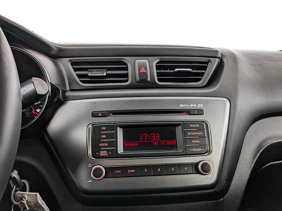 Купить Kia Rio, 2016, 76 303 км.. Фото: #16