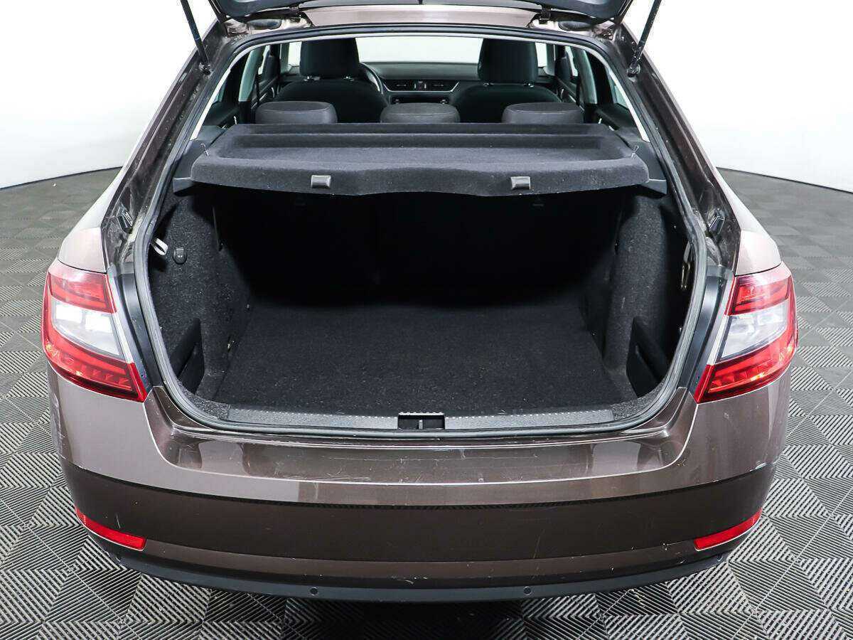 Купить Skoda Octavia, 2018, 149 619 км.. Фото: #8