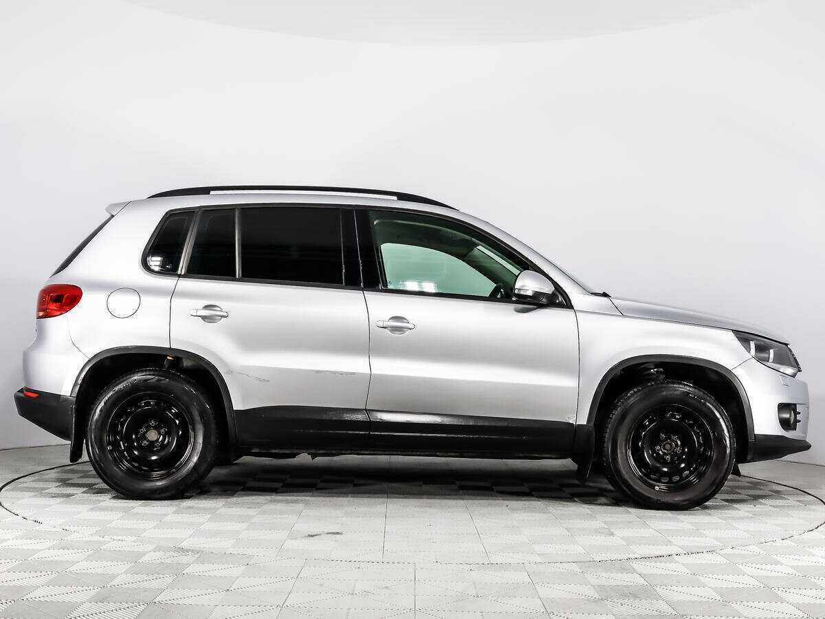 Купить Volkswagen Tiguan, 2014, 125 980 км.. Фото: #3