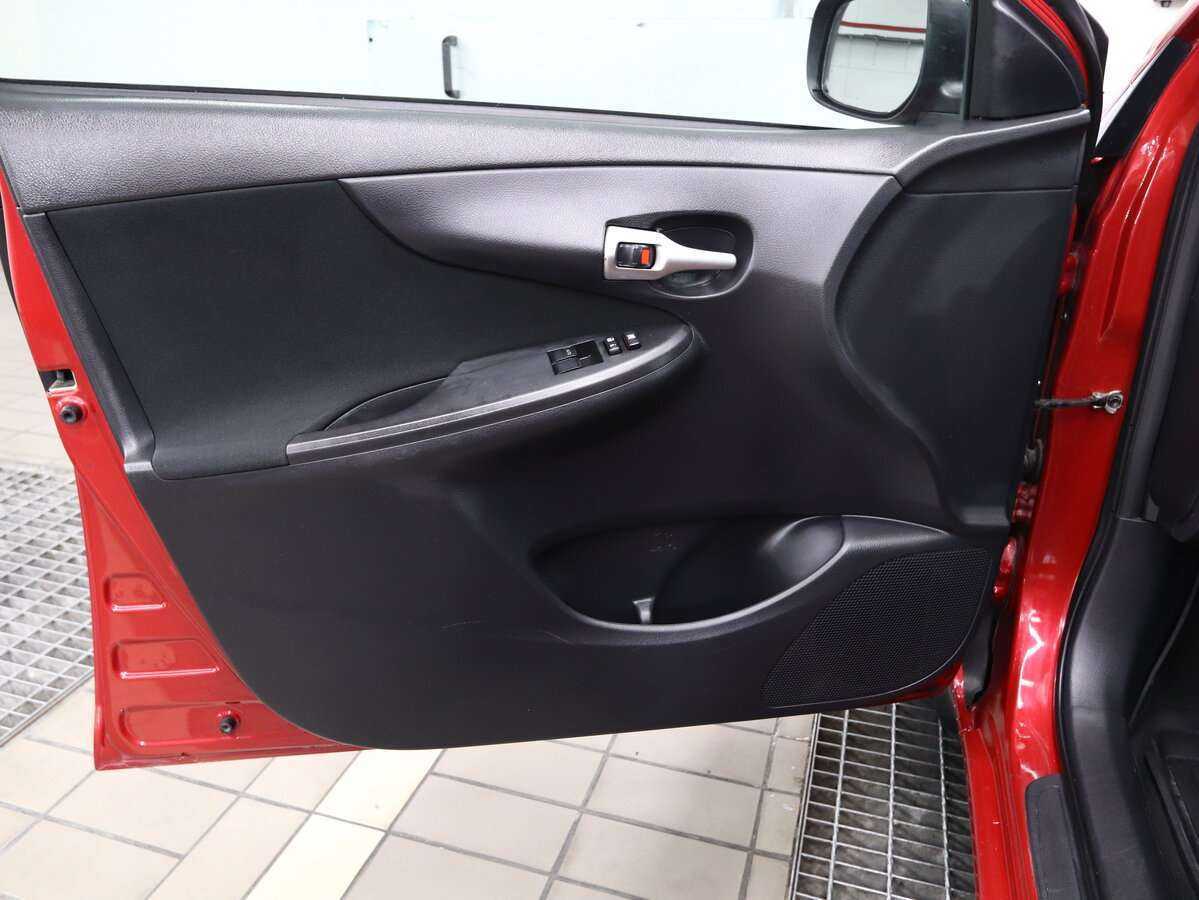 Купить Toyota Corolla, 2012, 176 000 км.. Фото: #5