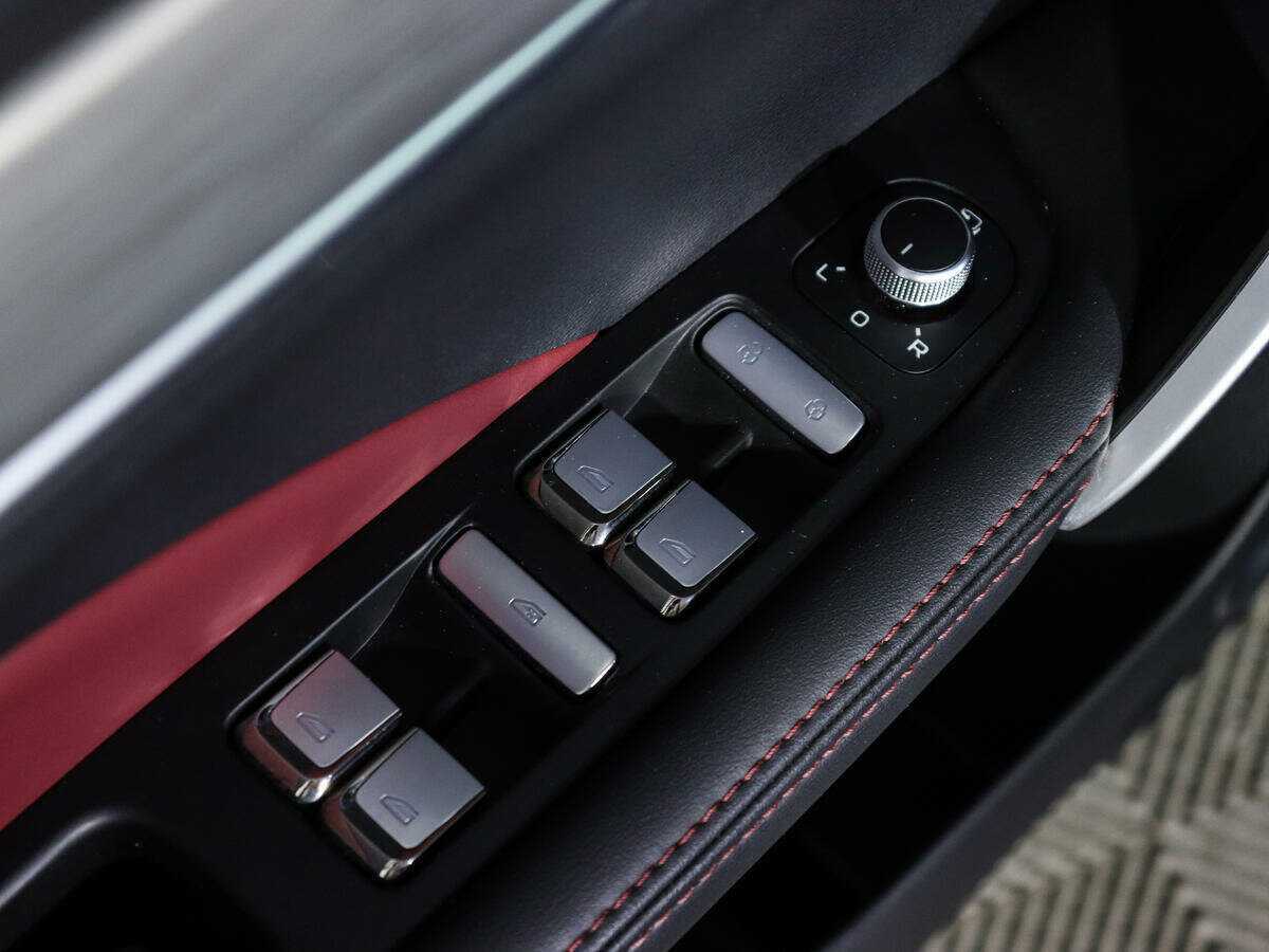 Купить Geely Coolray, 2021, 24 000 км.. Фото: #18