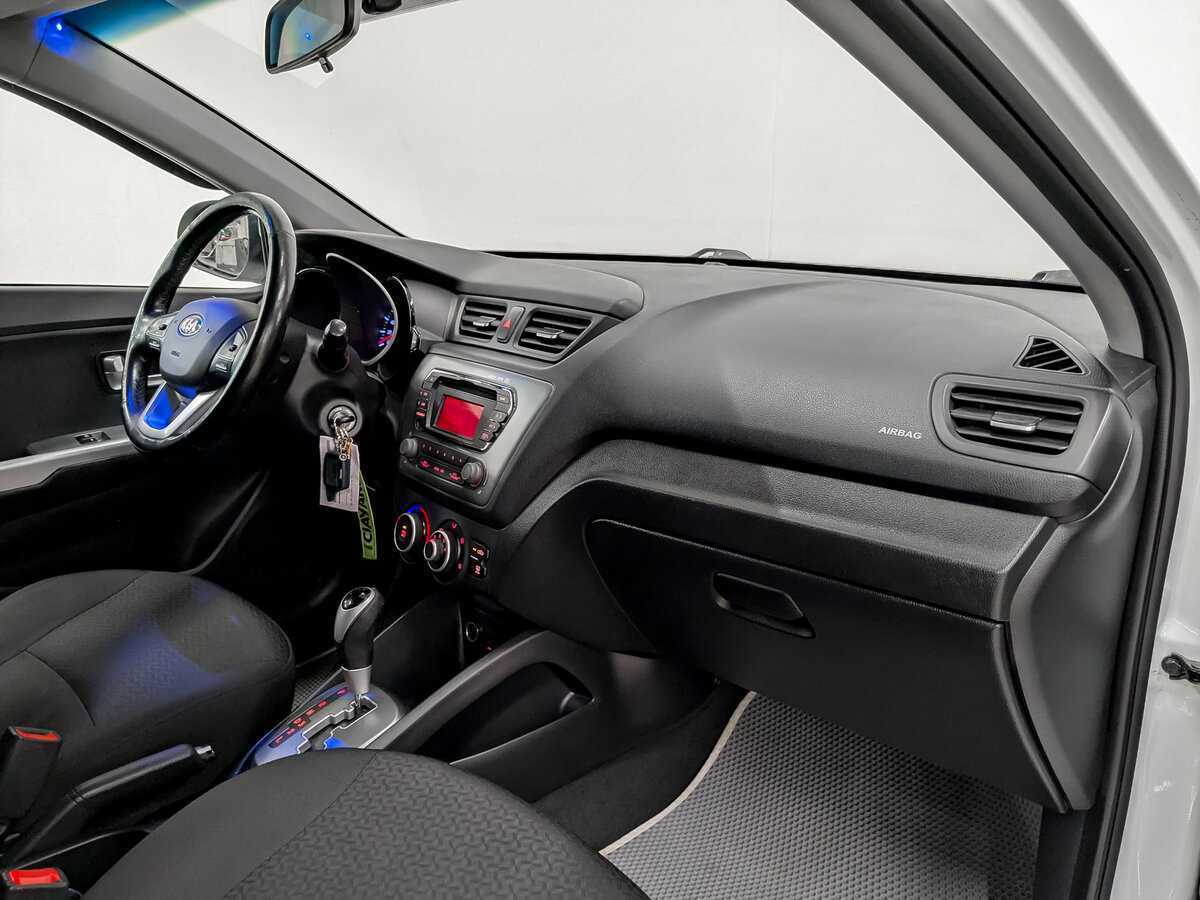 Купить Kia Rio, 2015, 162 188 км.. Фото: #10